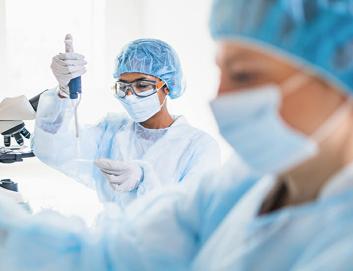 pharmacy student working in a lab